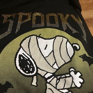 Snoopy sweater medium new with tags